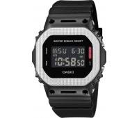 Наручные часы Casio G-Shock GM-5600BM-1E