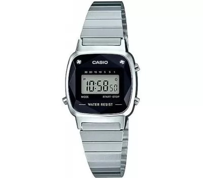 Наручные часы Casio Vintage LA-670WAD-1E Наручные часы Casio Vintage LA-670WAD-1E
