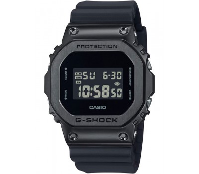 Наручные часы Casio G-Shock GM-5600UB-1E